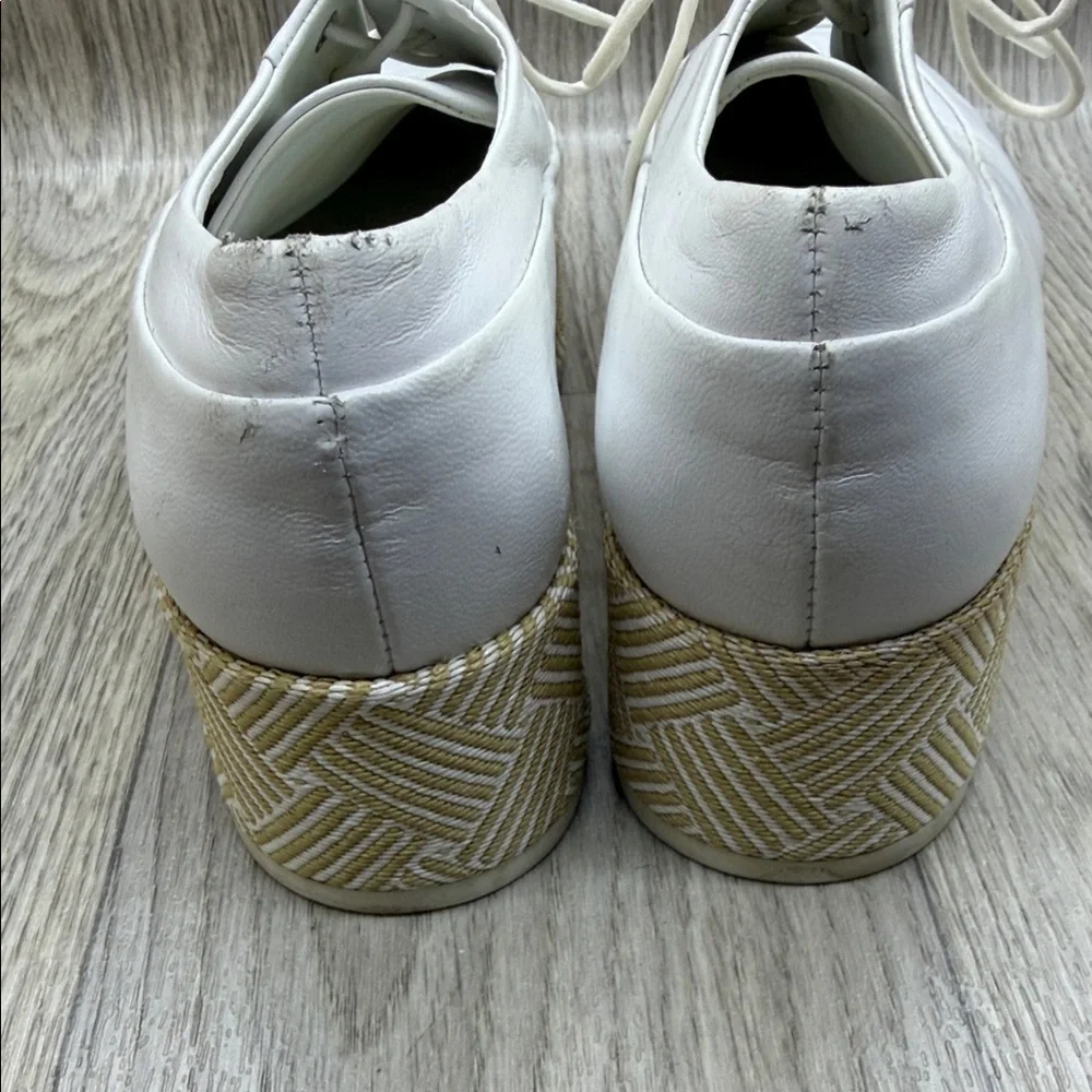 hogl Chic White Lace-Up Platform Shoes